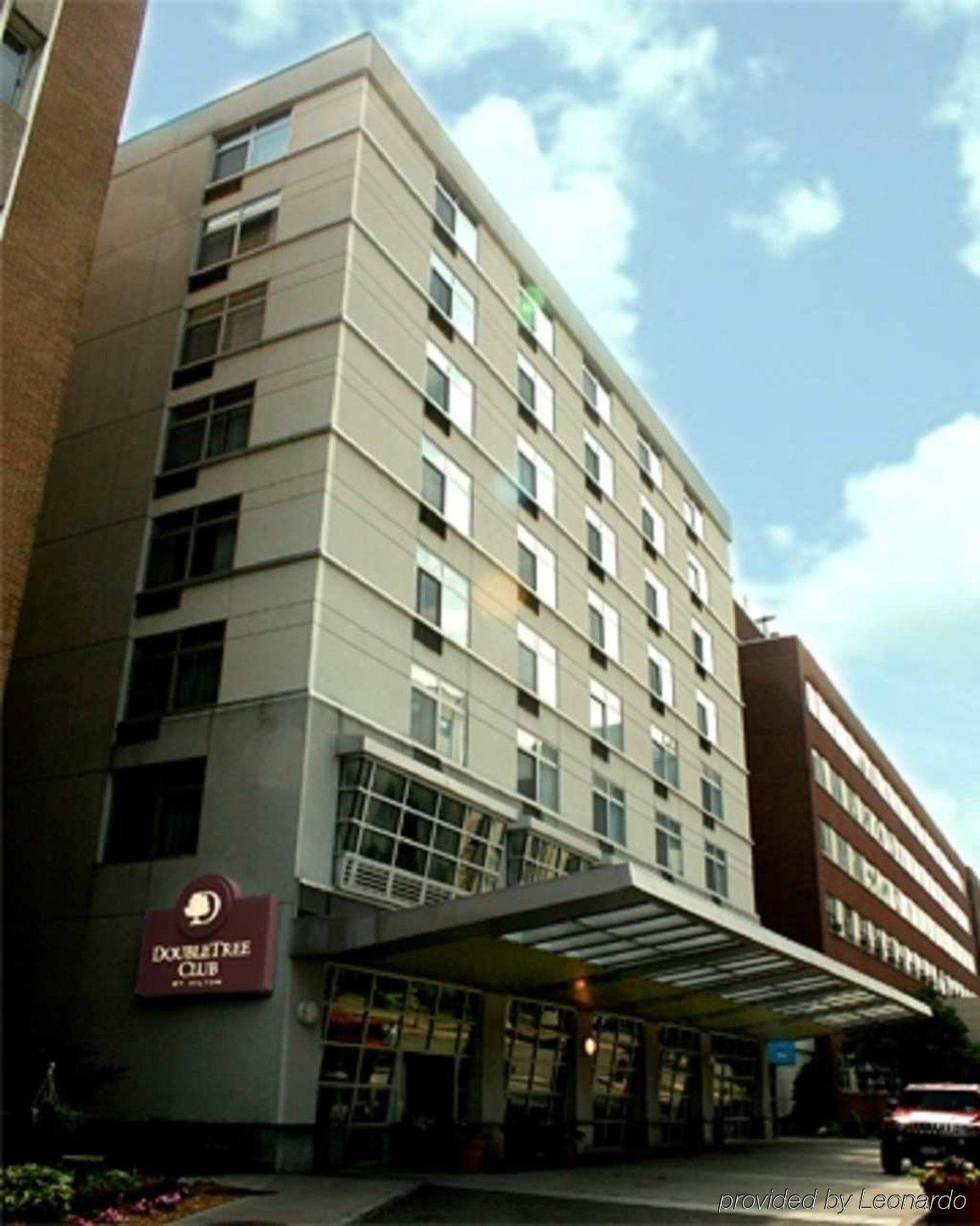 Wyndham Garden Buffalo Downtown Esterno foto