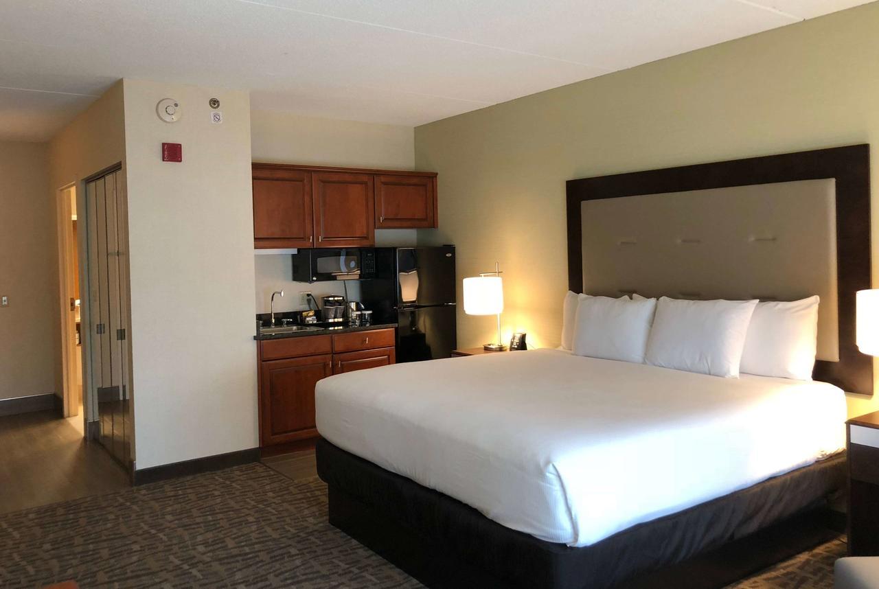 Wyndham Garden Buffalo Downtown Esterno foto