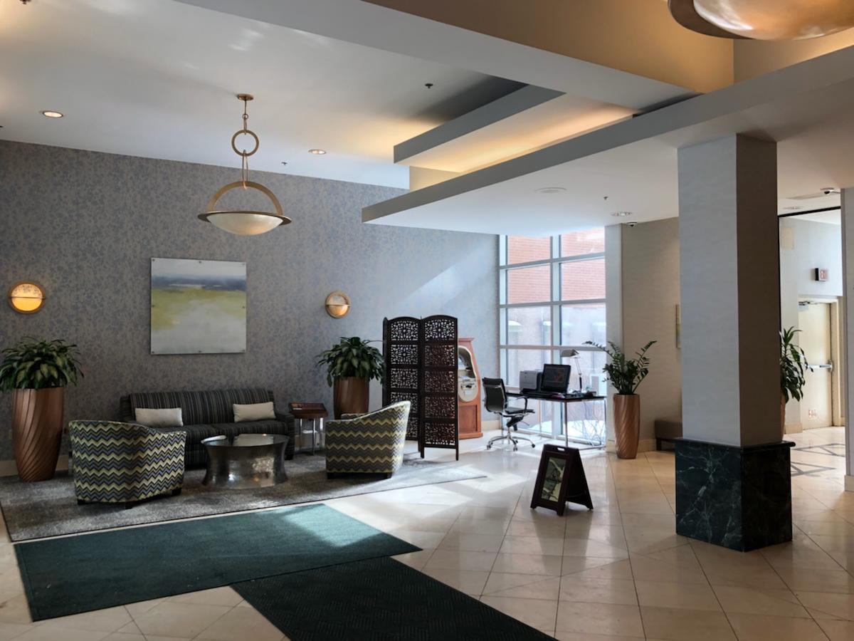 Wyndham Garden Buffalo Downtown Esterno foto