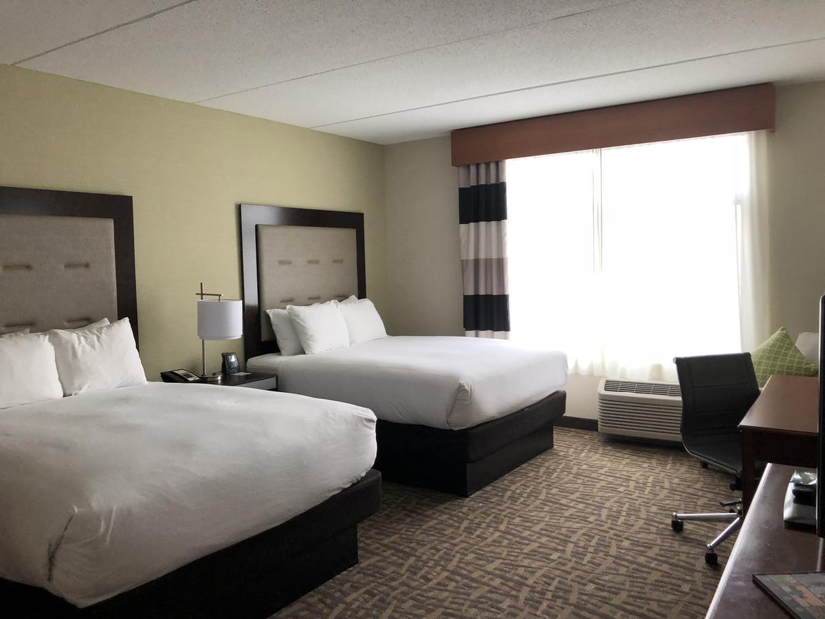 Wyndham Garden Buffalo Downtown Esterno foto