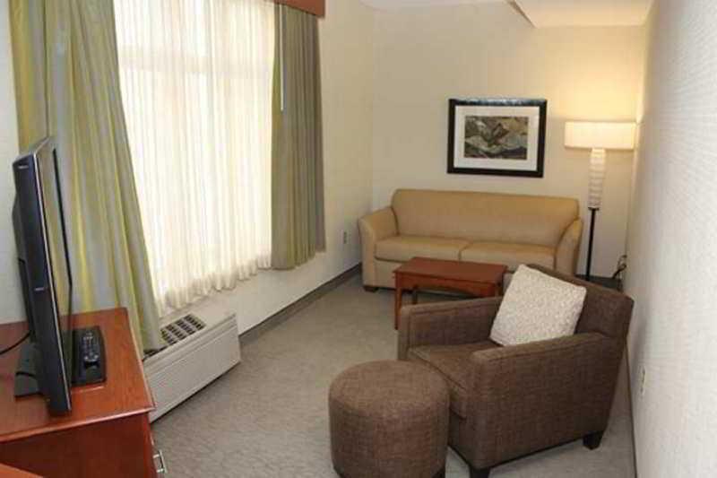 Wyndham Garden Buffalo Downtown Esterno foto